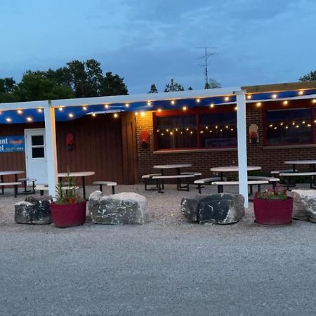 Huron Sands Motel And Restaurant Providence Bay Εξωτερικό φωτογραφία