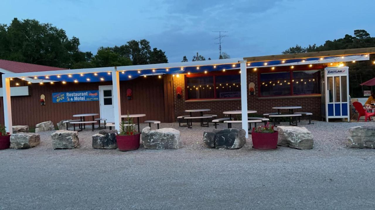 Huron Sands Motel And Restaurant Providence Bay Εξωτερικό φωτογραφία