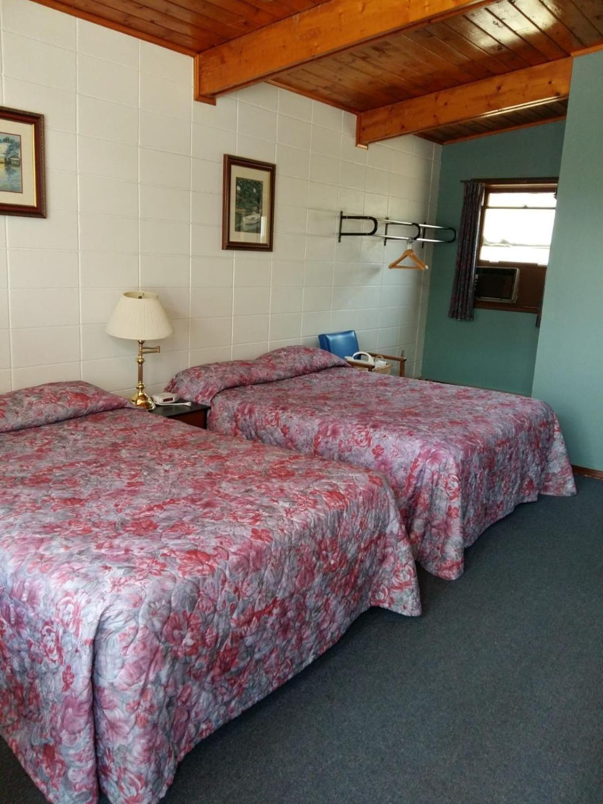 Huron Sands Motel And Restaurant Providence Bay Εξωτερικό φωτογραφία
